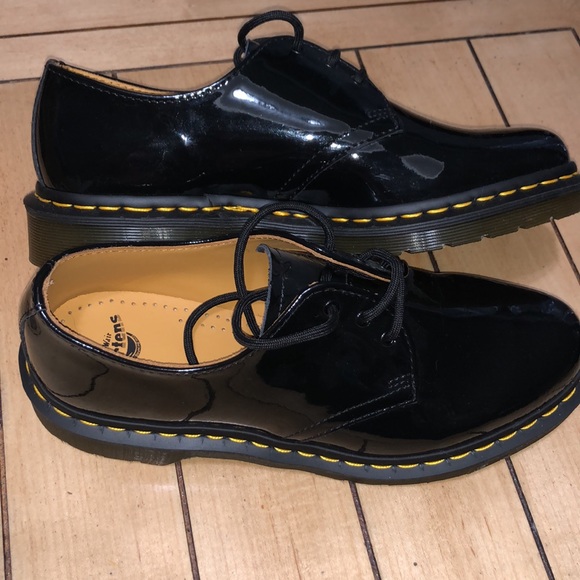 NIB Dr. Martens Patent Lamper Shoes, Black size 9 - Picture 3 of 5